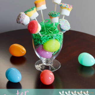 TheInspiredHome.org // Dipped Marshmallows make a delicious Easter treat or anytime treat! These can be adapted easily to any occasion. They are also a great way to get your kids in the kitchen.